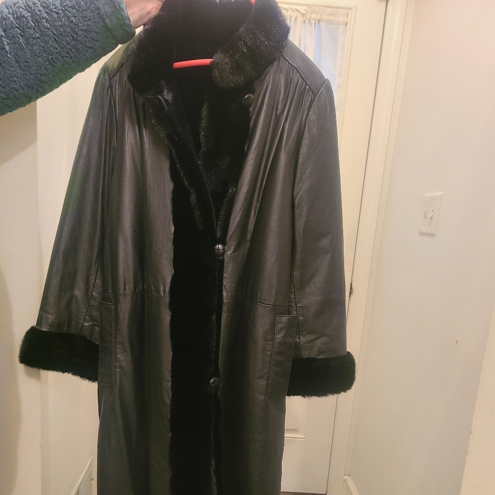 Vintage D'espirit leather coat all fur lined and trimmed excellent condition